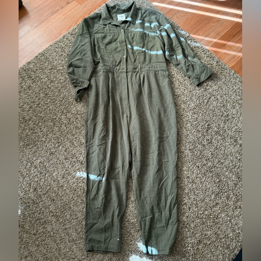 Rarely Worn Abercrombie & Fitch Jumpsuit 💞